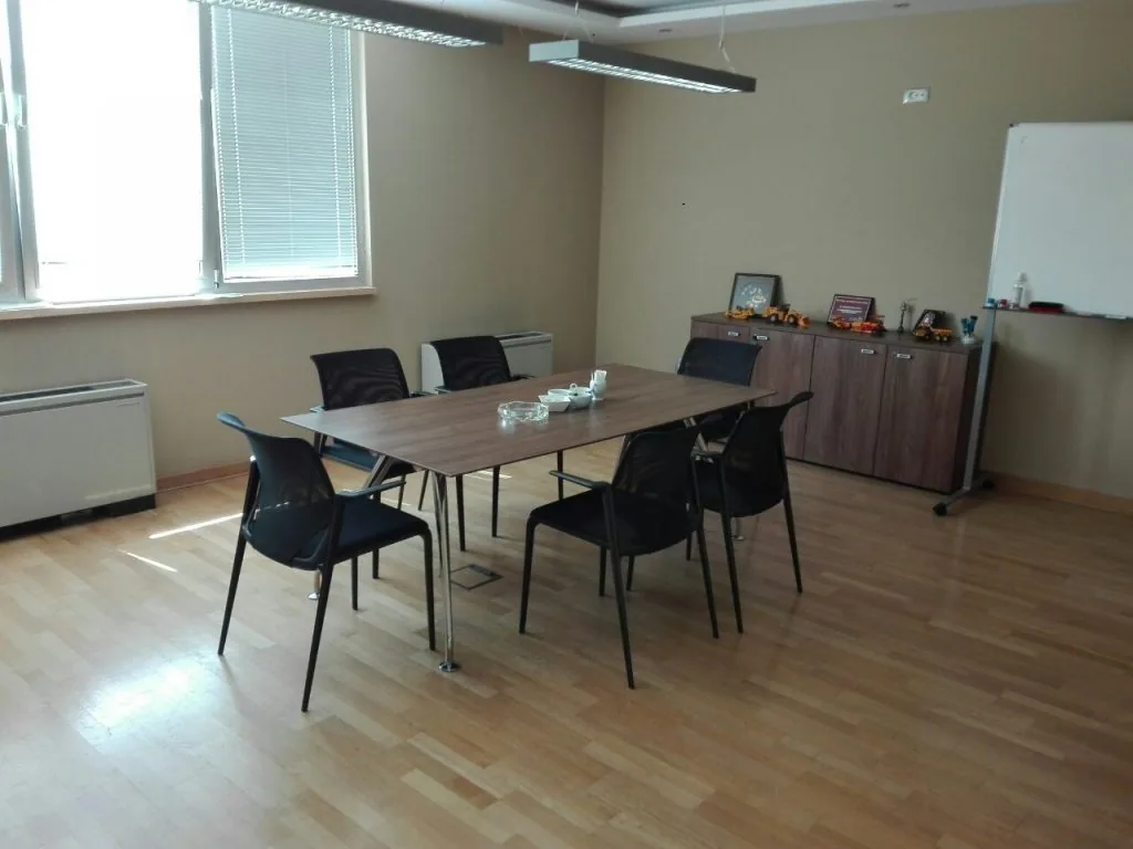 TEI MC enterijer – sala za sastanke